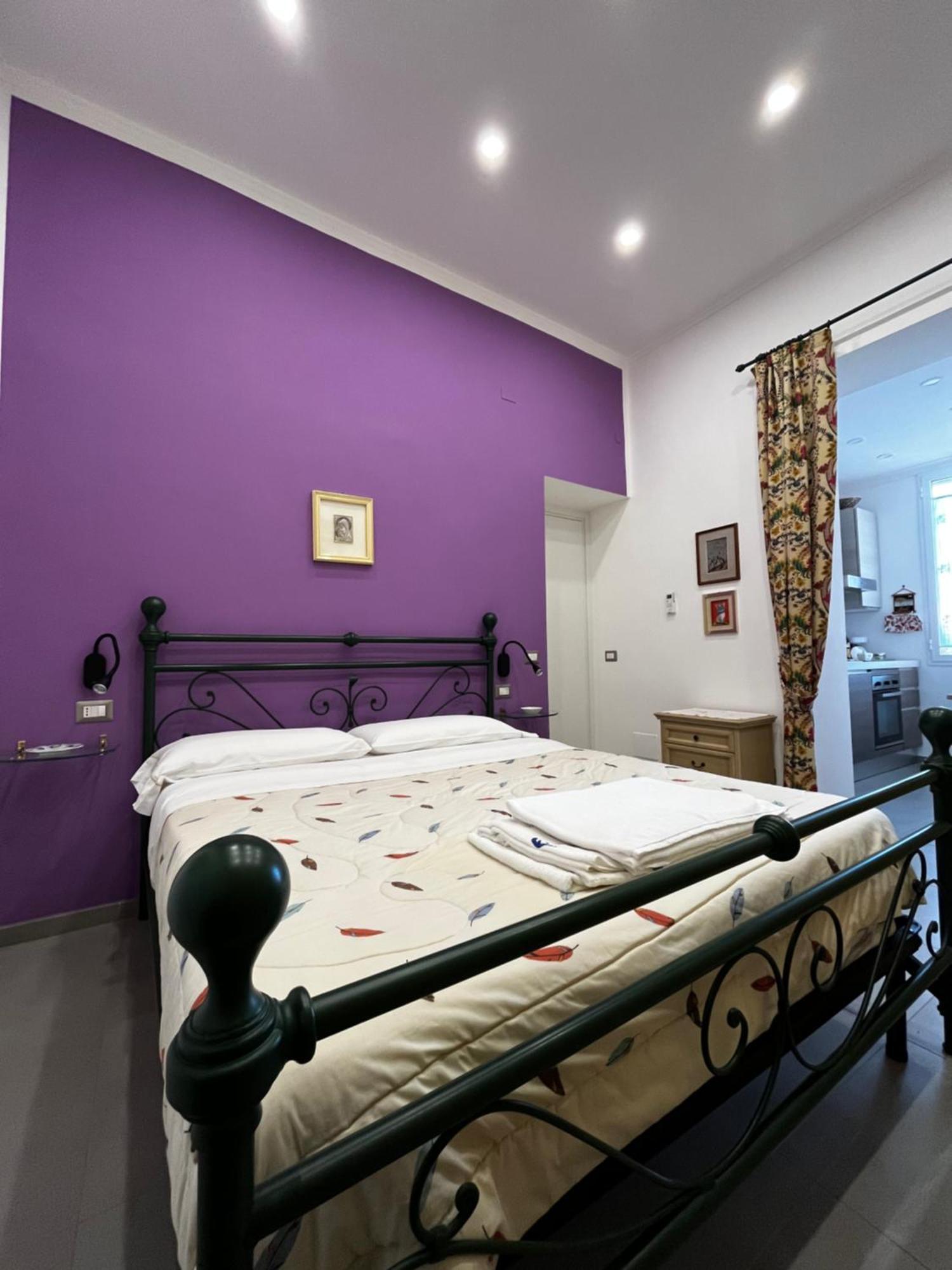 Appartamento In Pieno Centro Storico - La Casa Di Anna Napoli
